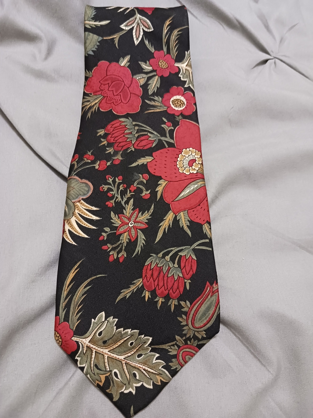 Bullock & Jones Classic Black Floral Silk Tie with Red Accents- 3.35" x 60"